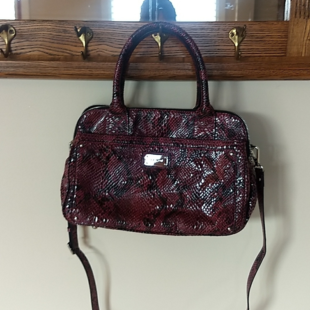 Nine West pink and black snake skin purse